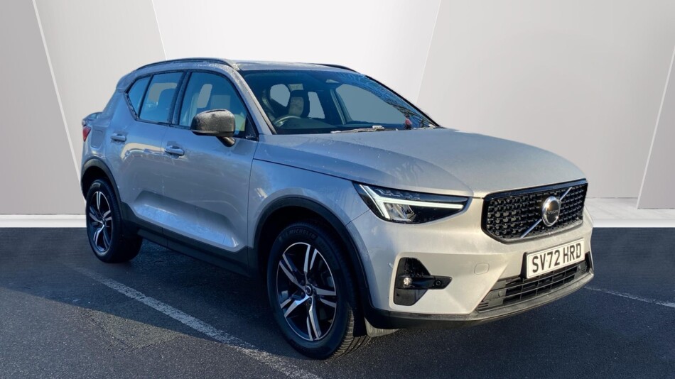 Volvo XC40 2.0 B3P Plus Dark 5dr Auto Petrol Estate